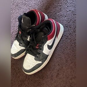 Jordan retro 1 - 7Y used